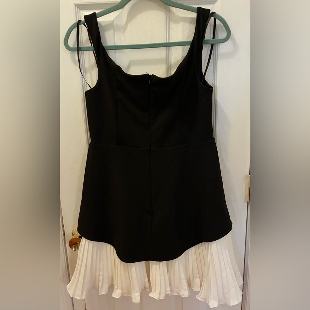 Angel Biba Black and White Off-Shoulder Mini Dress - Picture 7 of 12